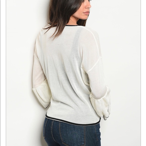 Sale! Ivory and black Top - Picture 4 of 6